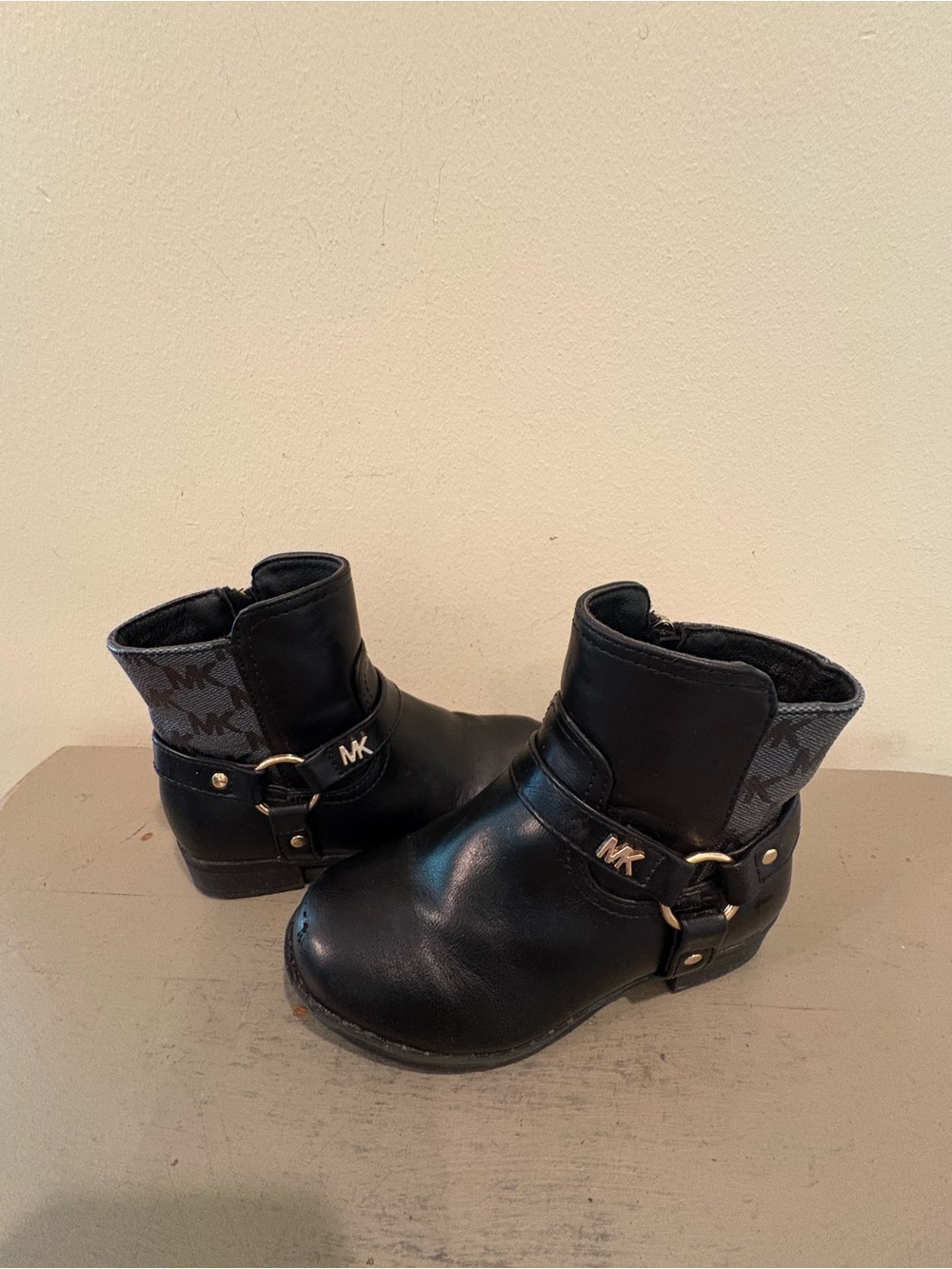 Michael Kors Little Kid Size 10 Logo Black Leather Boots